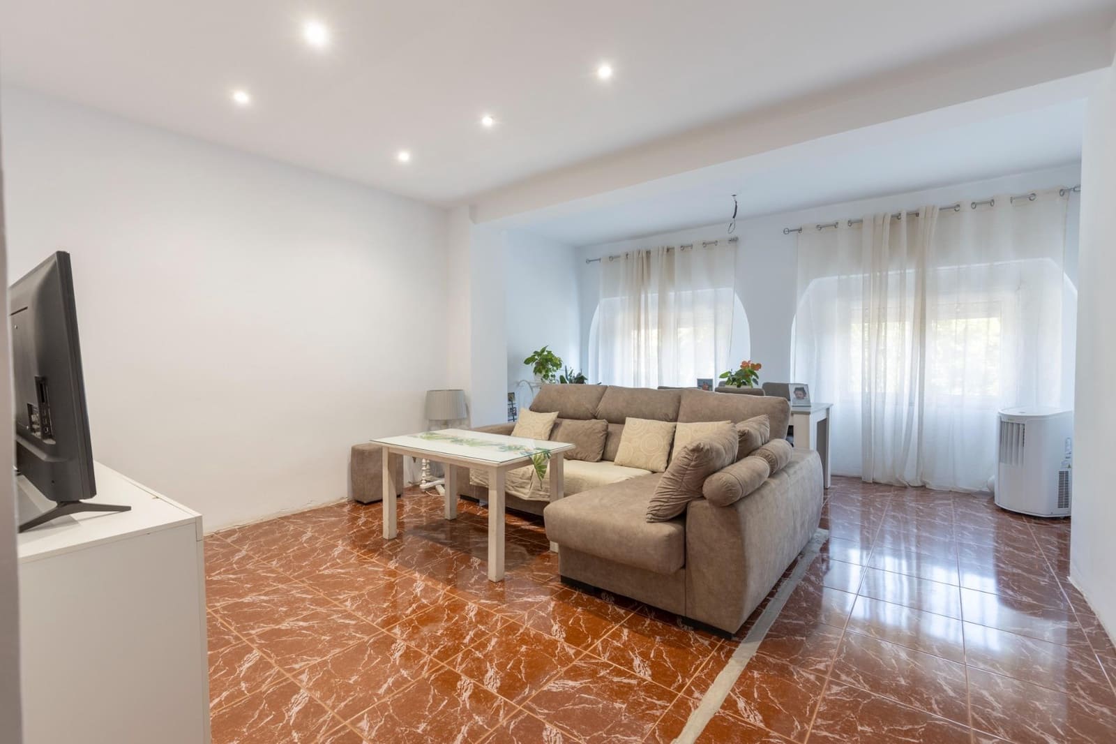 4 soveværelse Byhus til salg i Padul med garage - € 183.000 (Ref: 9169488)