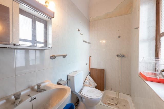 4 soveværelse Byhus til salg i Padul med garage - € 183.000 (Ref: 9169488)