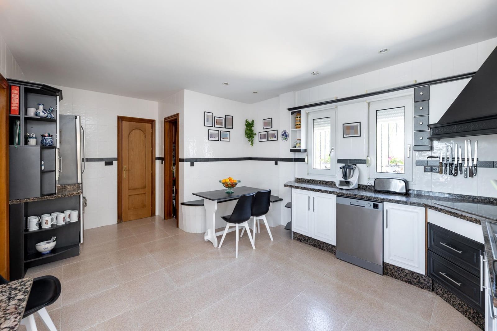 3 soveværelse Villa til salg i Monachil med swimmingpool garage - € 570.000 (Ref: 9171375)