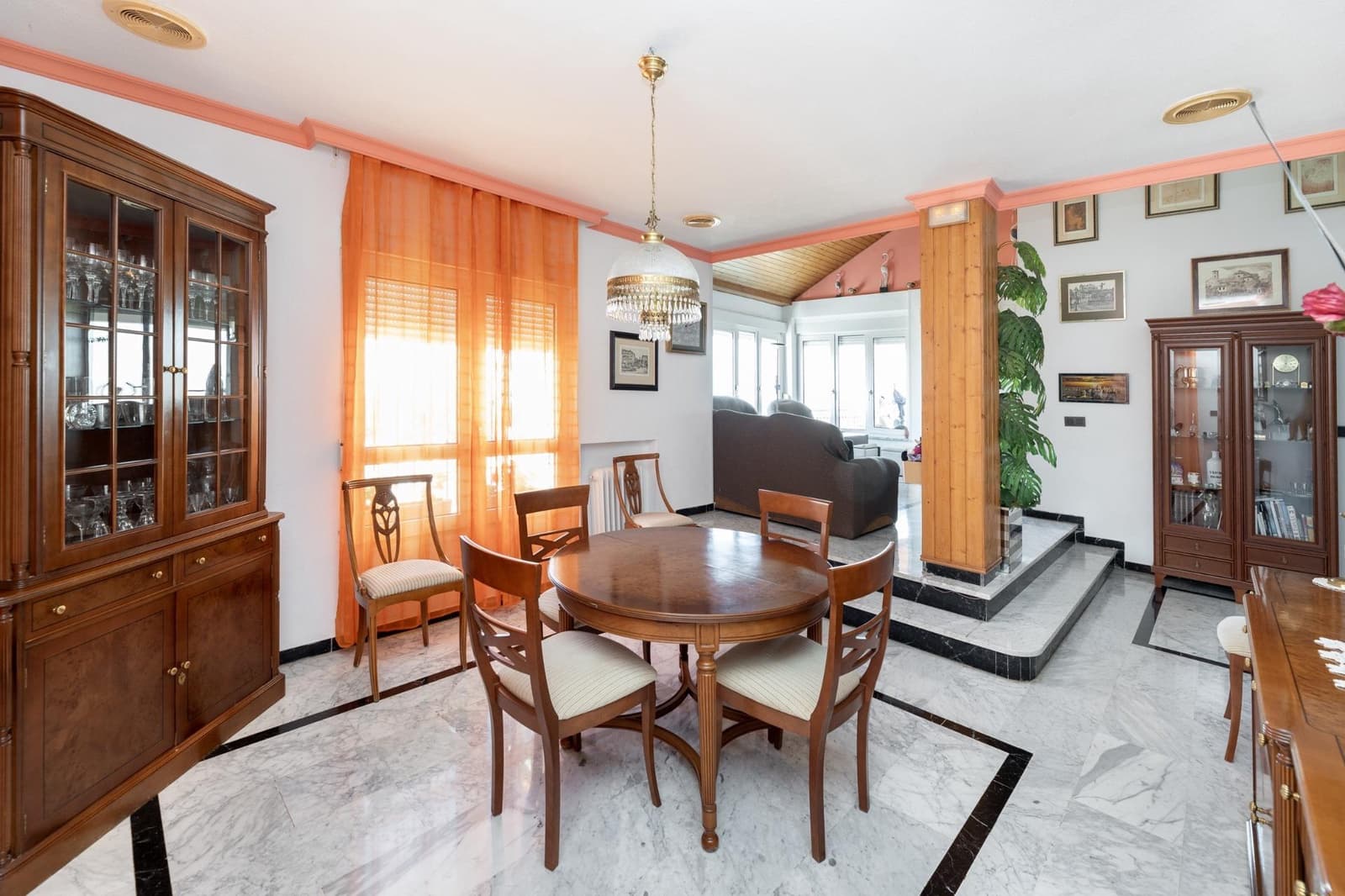 3 soveværelse Villa til salg i Monachil med swimmingpool garage - € 570.000 (Ref: 9171375)