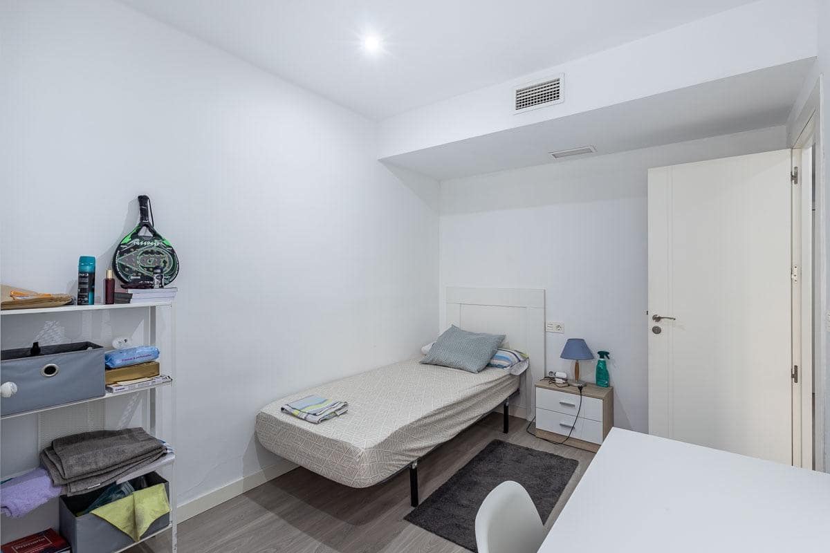 3 soveværelse Lejlighed til salg i Granada by - € 195.000 (Ref: 9186843)