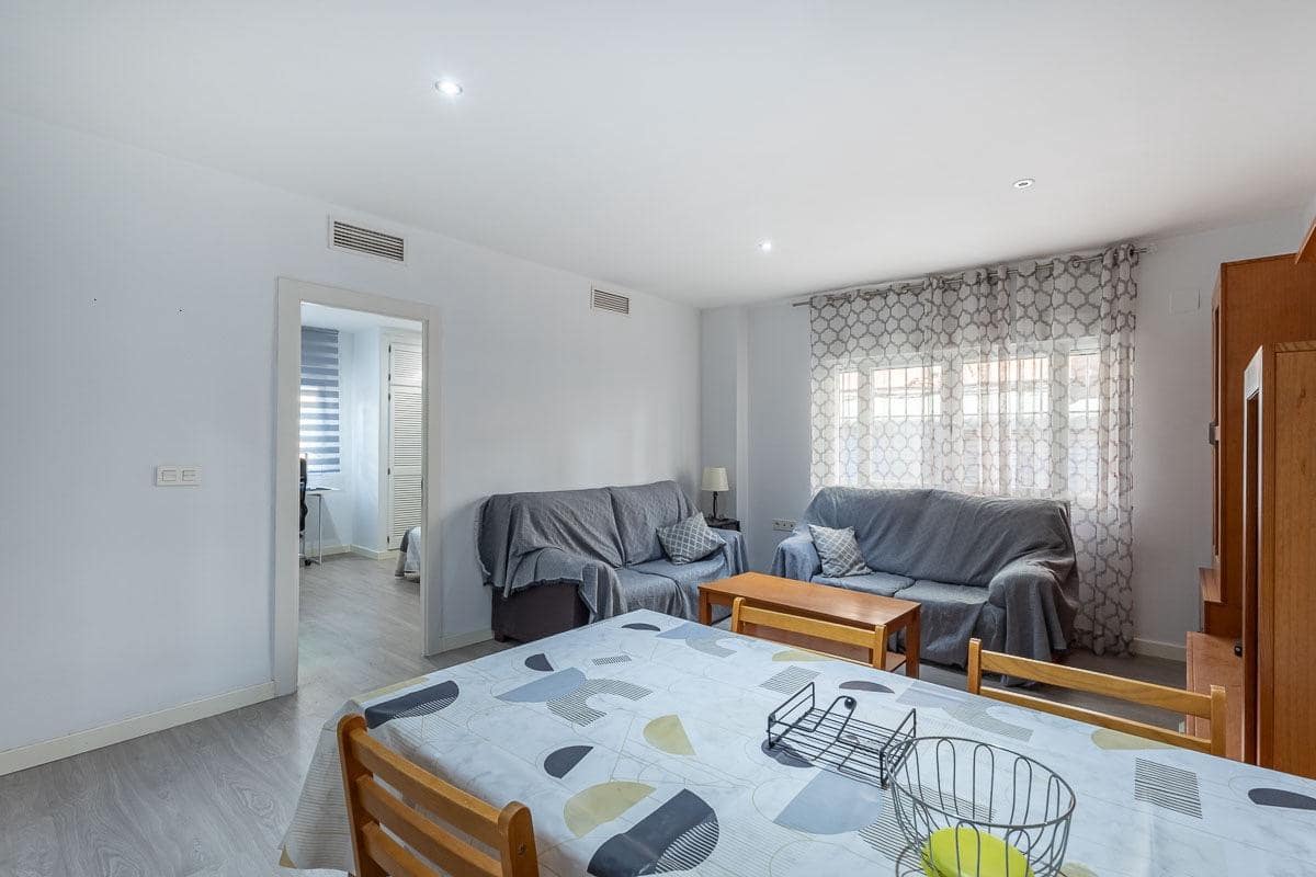 3 soveværelse Lejlighed til salg i Granada by - € 195.000 (Ref: 9186843)