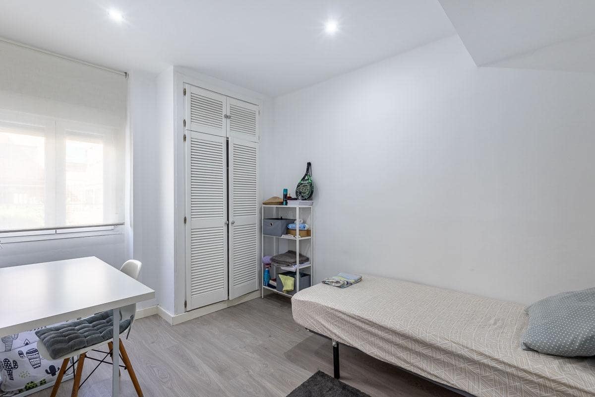 3 soveværelse Lejlighed til salg i Granada by - € 195.000 (Ref: 9186843)