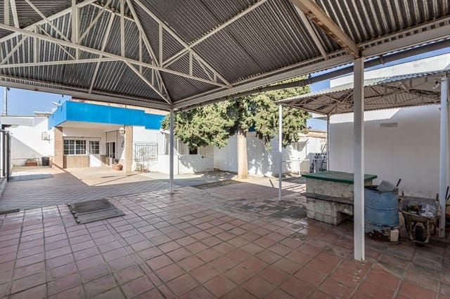 4 bedroom Business for sale in Alhendín - € 279,000 (Ref: 9240339)