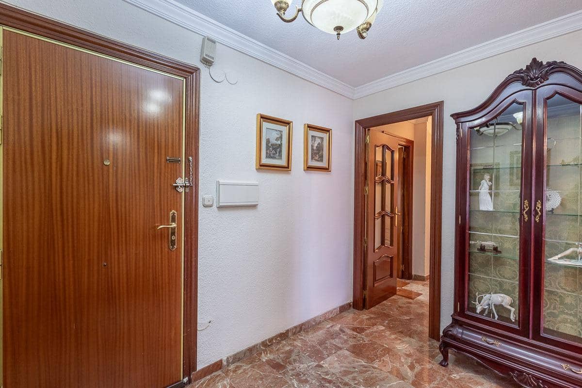 4 quarto Apartamento para venda em Granada cidade com garagem - 389 000 € (Ref: 9243365)