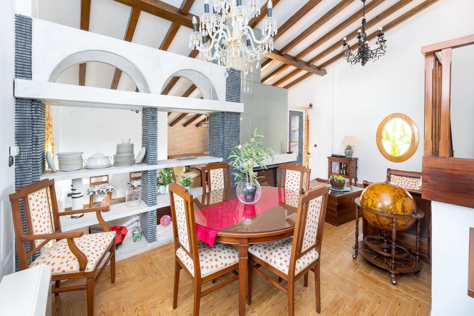 5 bedroom Villa for sale in Albolote with garage - € 430,000 (Ref: 9243367)