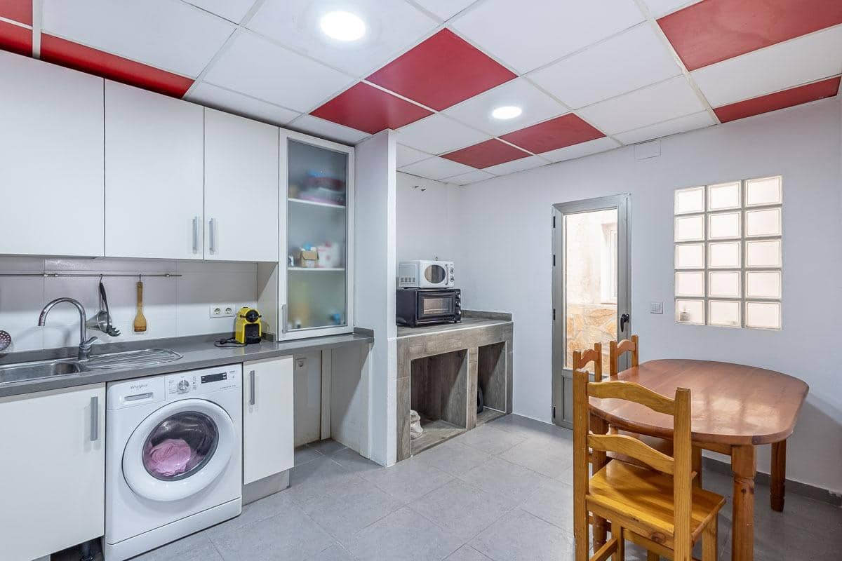 3 soveværelse Rækkehus til salg i Peligros - € 200.000 (Ref: 9262527)