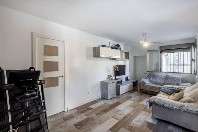 3 slaapkamer Rijtjeshuis te koop in Peligros - € 200.000 (Ref: 9262527)