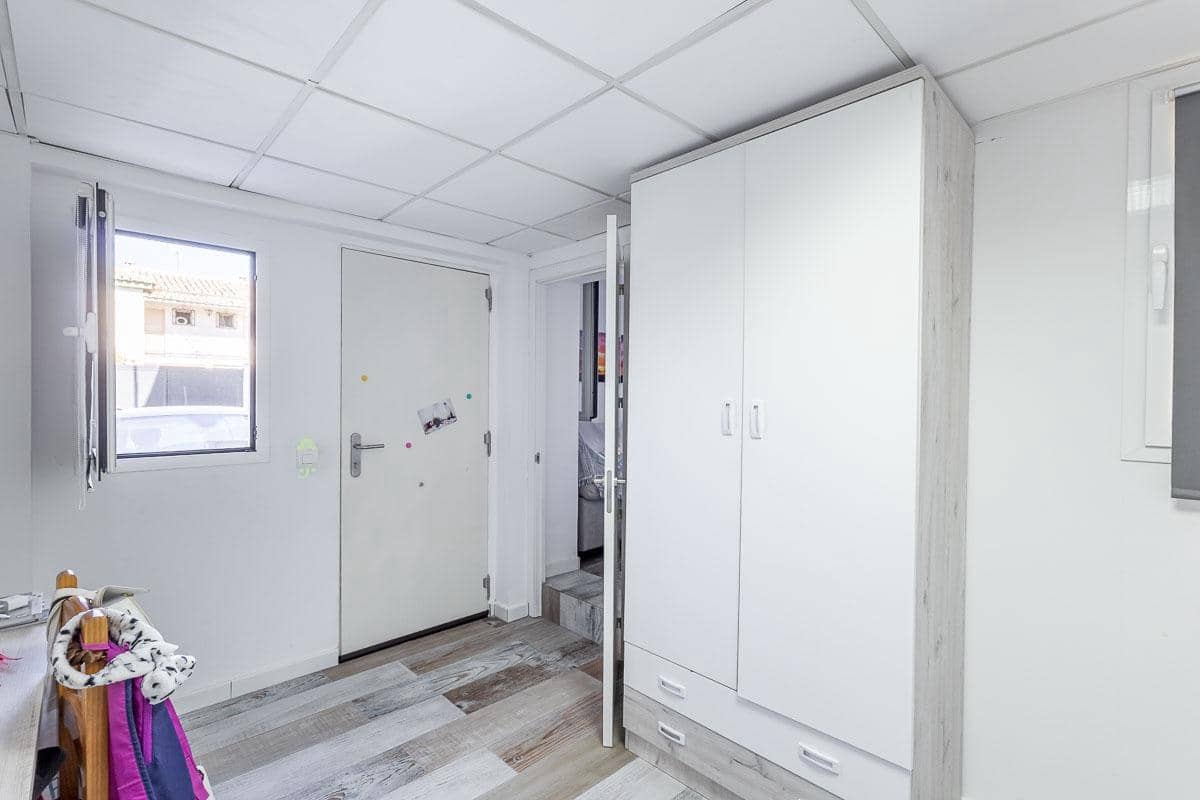 3 soveværelse Rækkehus til salg i Peligros - € 200.000 (Ref: 9262527)