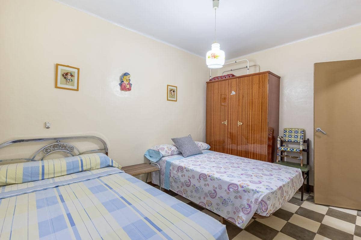 3 soverom Hus til salgs i Penuelas med garasje - € 119 000 (Ref: 9262529)