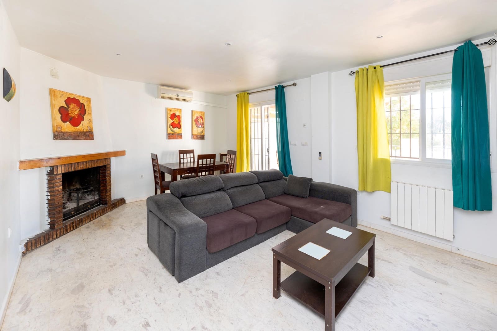 4 chambre Villa/Maison Mitoyenne à vendre à Atarfe avec piscine garage - 255 000 € (Ref: 9272550)