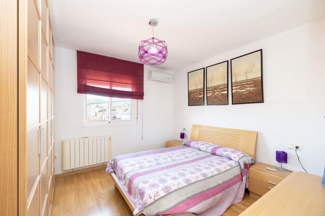 1 soveværelse Penthouse til salg i La Zubia med garage - € 159.000 (Ref: 9272551)