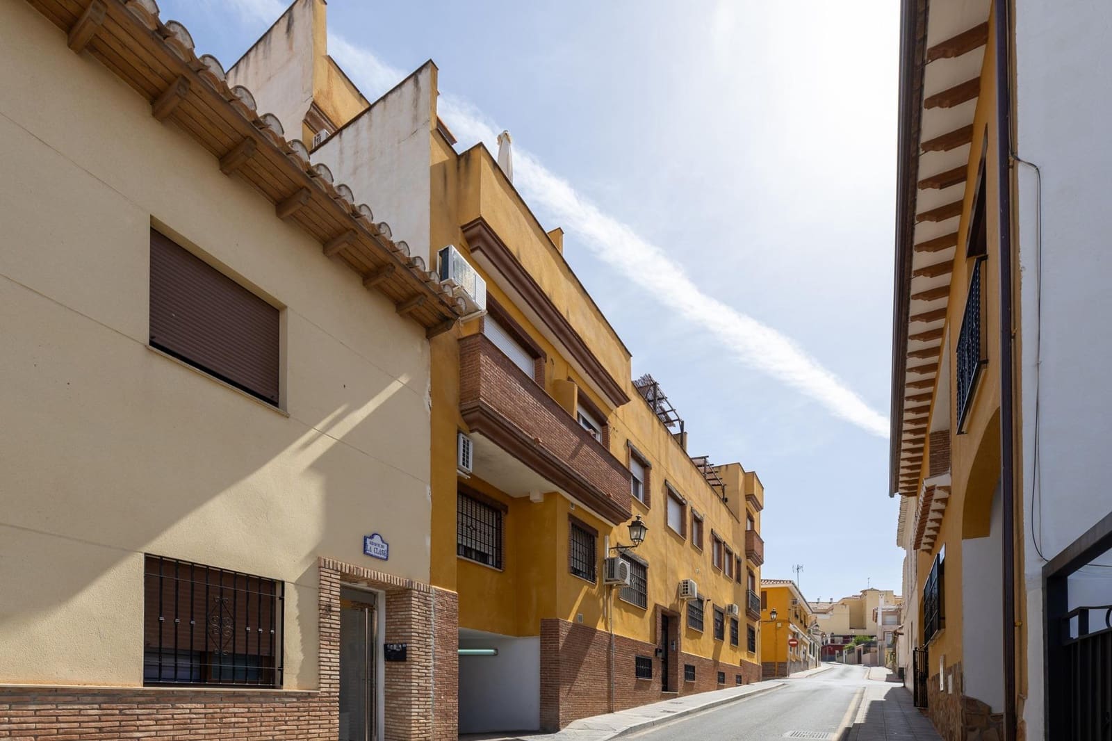 1 soveværelse Penthouse til salg i La Zubia med garage - € 159.000 (Ref: 9272551)