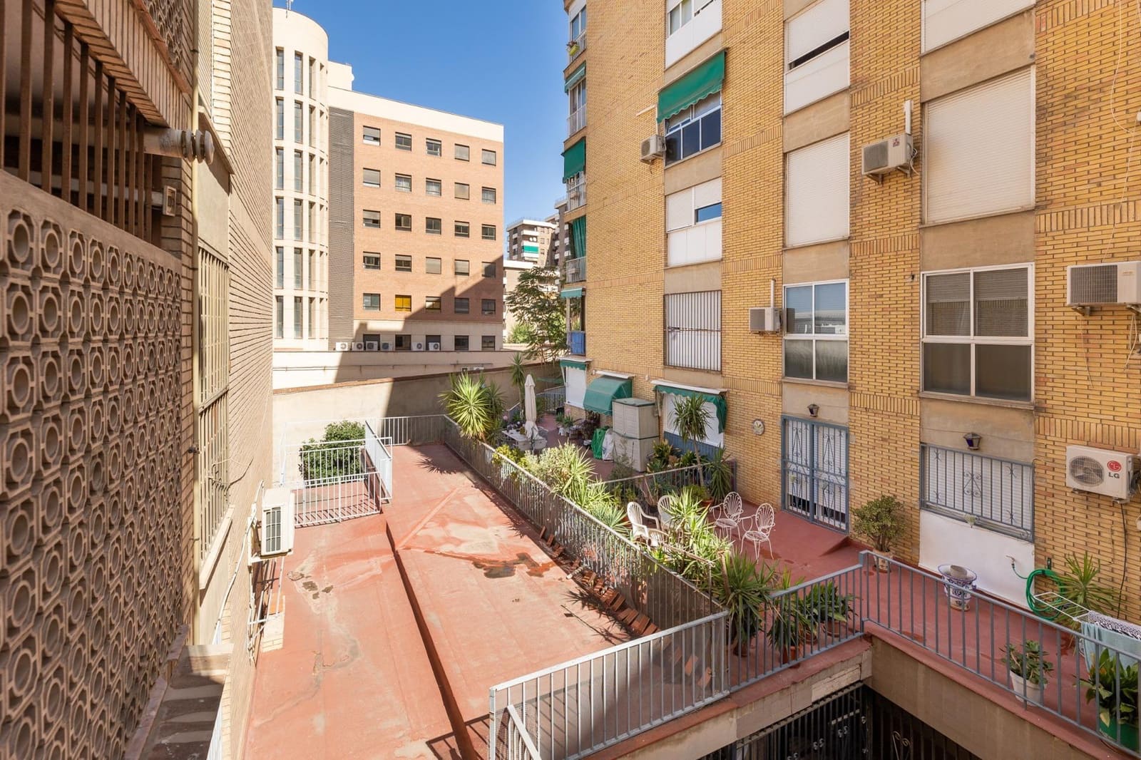 3 soveværelse Lejlighed til salg i Granada by - € 298.000 (Ref: 9276290)