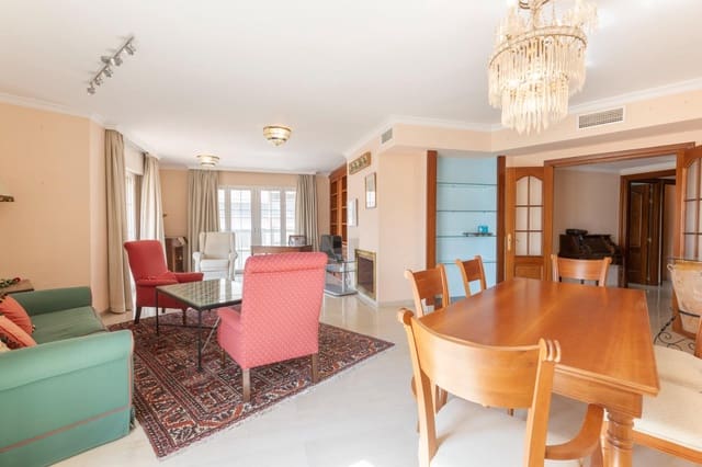 4 slaapkamer Flat te koop in Granada stad met garage - € 580.000 (Ref: 9294341)