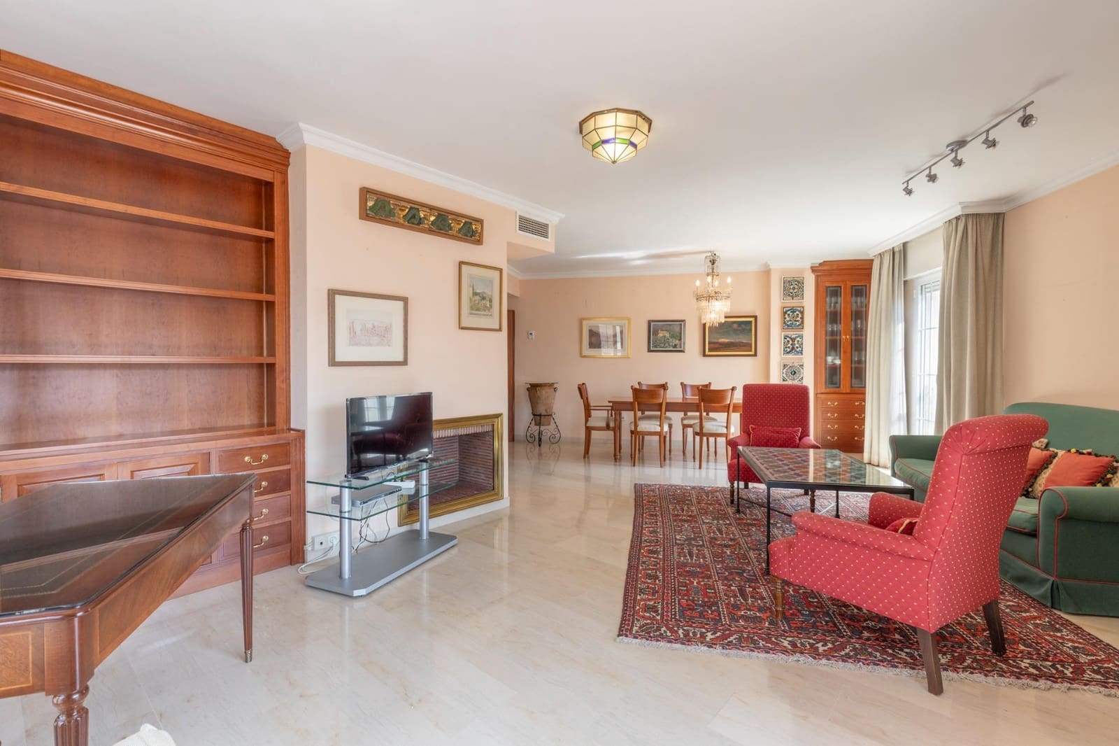 4 sovrum Lägenhet till salu i Granada stad med garage - 580 000 € (Ref: 9294341)