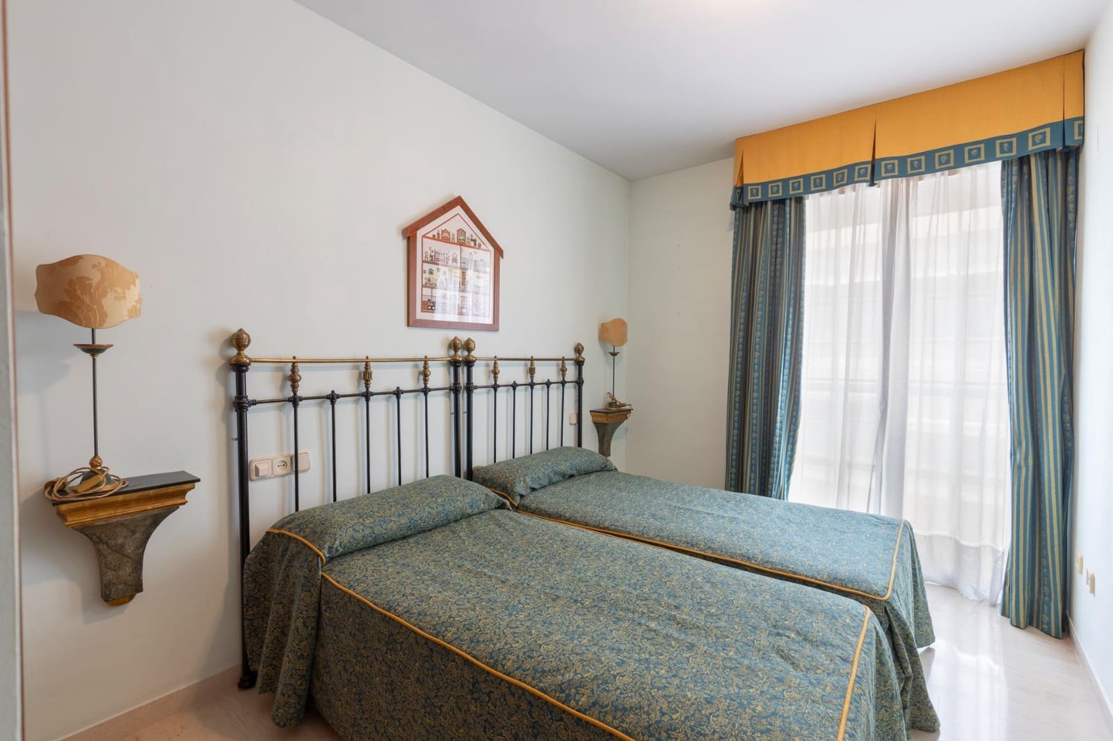 4 sovrum Lägenhet till salu i Granada stad med garage - 580 000 € (Ref: 9294341)