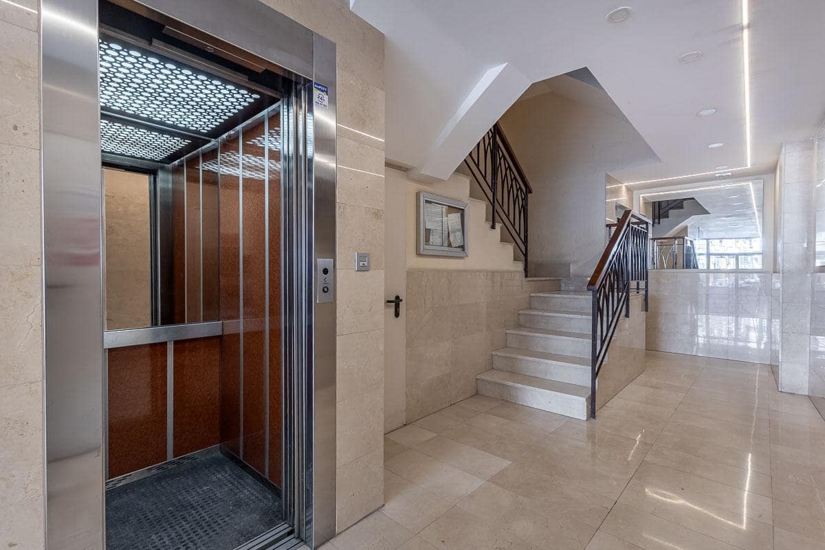 3 sypialnia Mieszkanie na sprzedaż w Miasto Grenada z garażem - 484 900 € (Ref: 9294342)