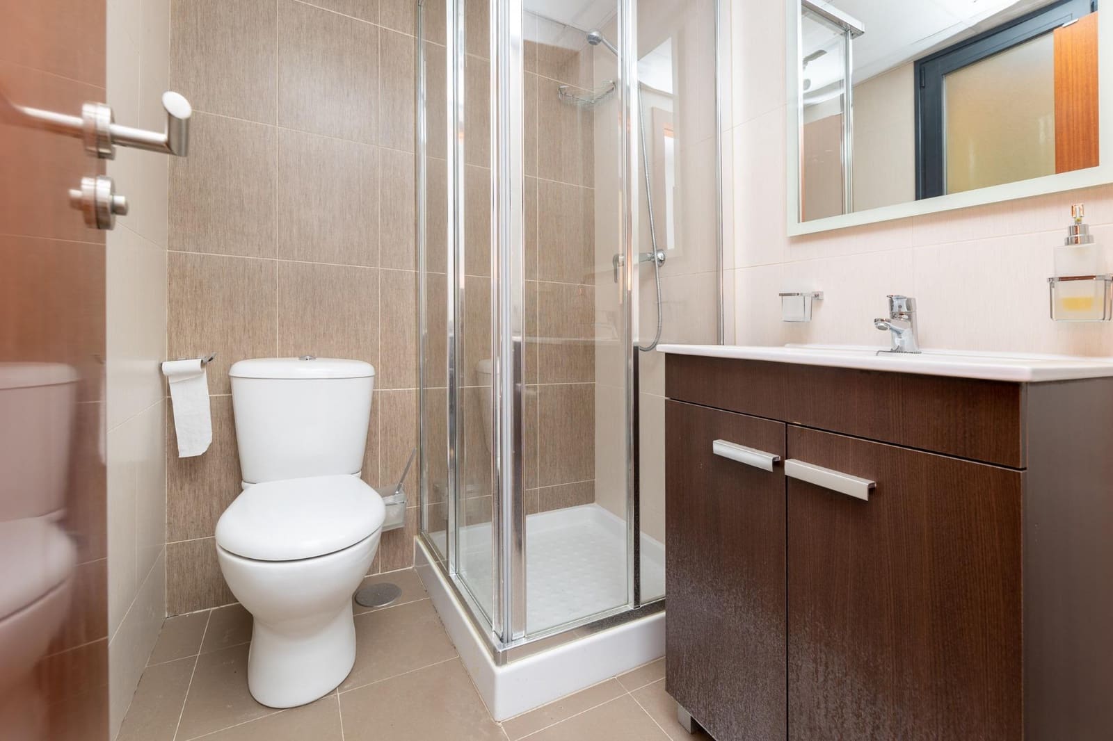 3 makuuhuone Asunto myytävänä paikassa Granada kaupunki mukana uima-altaan 
autotalli - 369 900 € (Ref: 9296852)