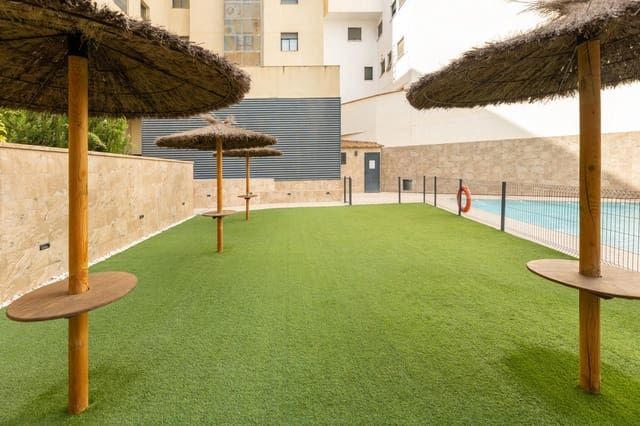 3 makuuhuone Asunto myytävänä paikassa Granada kaupunki mukana uima-altaan 
autotalli - 369 900 € (Ref: 9296852)