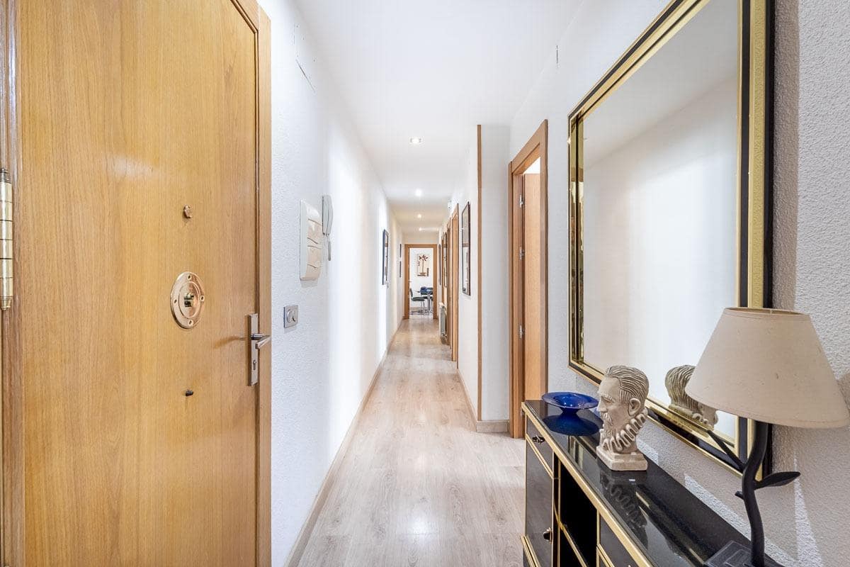 4 soverom Leilighet til salgs i Granada by - € 369 600 (Ref: 9296853)