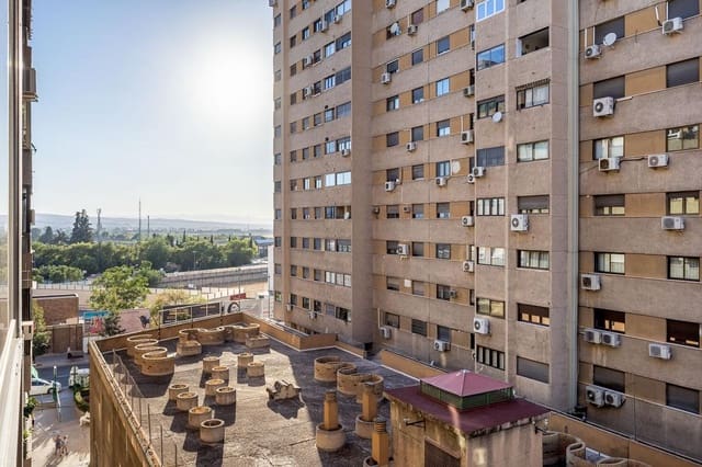 4 camera da letto Appartamento in vendita in Granada città - 369.000 € (Rif: 9303489)