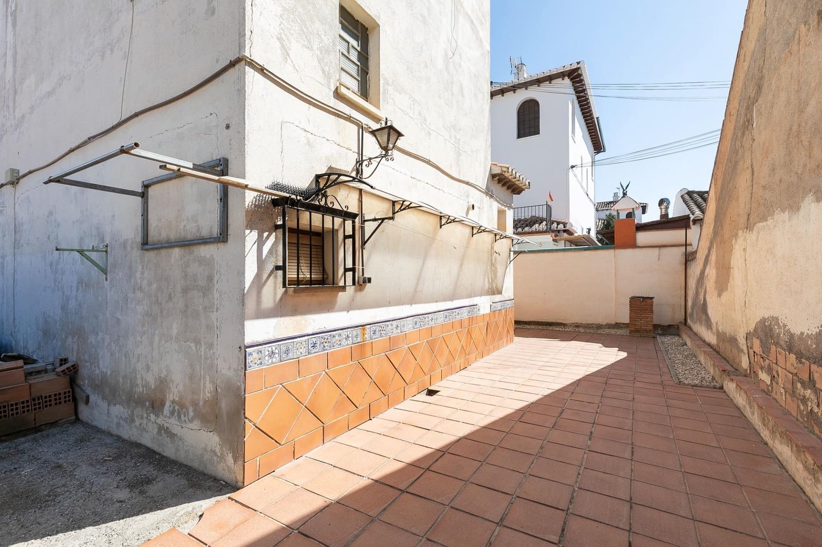 4 soveværelse Villa til salg i Ogijares med swimmingpool garage - € 325.000 (Ref: 9303494)