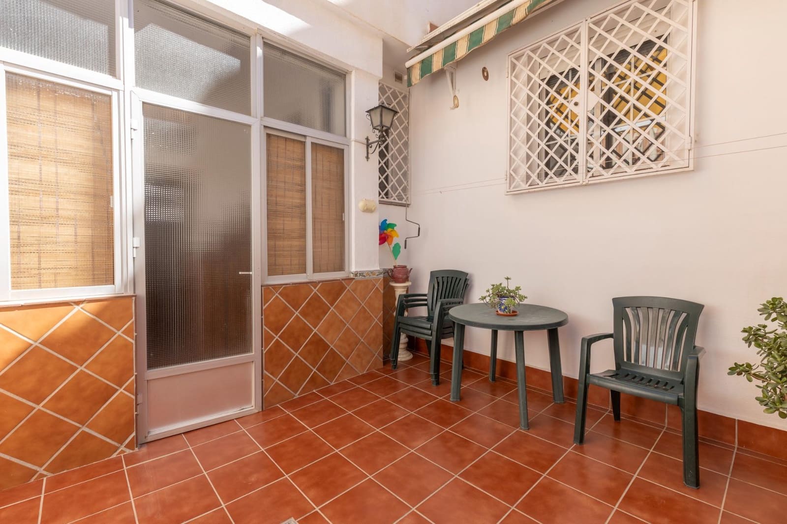 4 soveværelse Rækkehus til salg i Huetor Vega med garage - € 245.000 (Ref: 9312831)