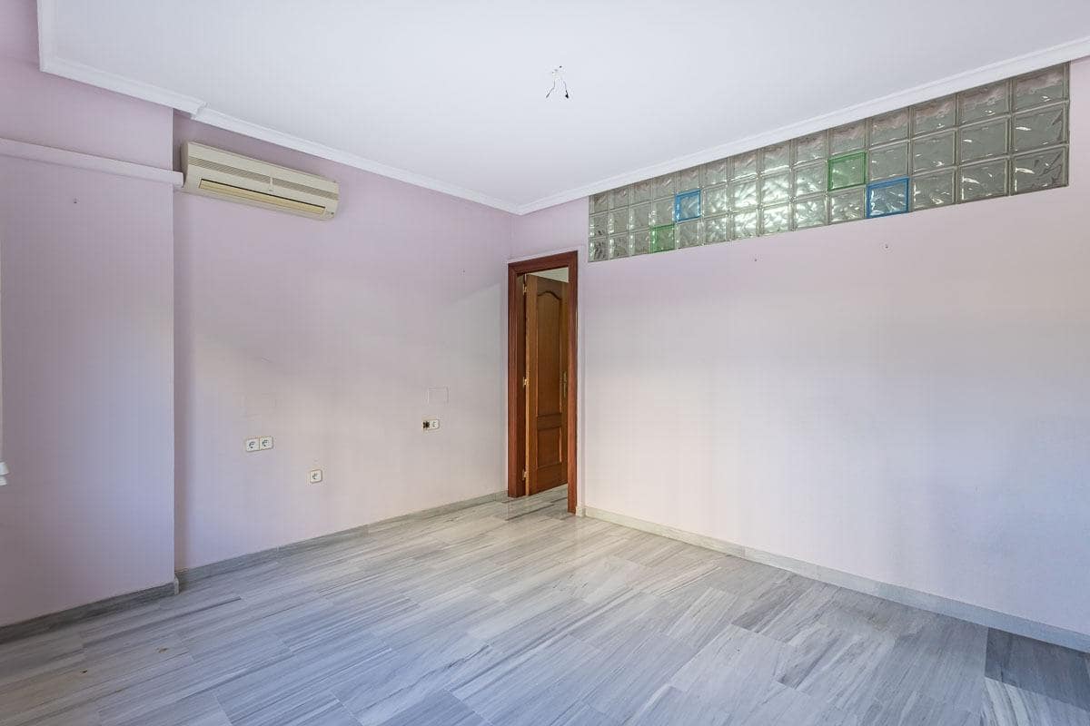 4 makuuhuone Asunto myytävänä paikassa Motril - 260 000 € (Ref: 9317810)