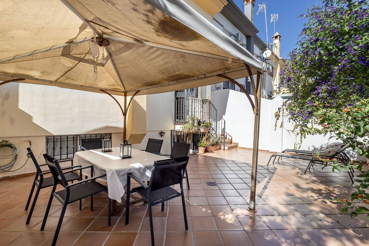 5 soverom Villa til salgs i Peligros med garasje - € 339 000 (Ref: 9317811)