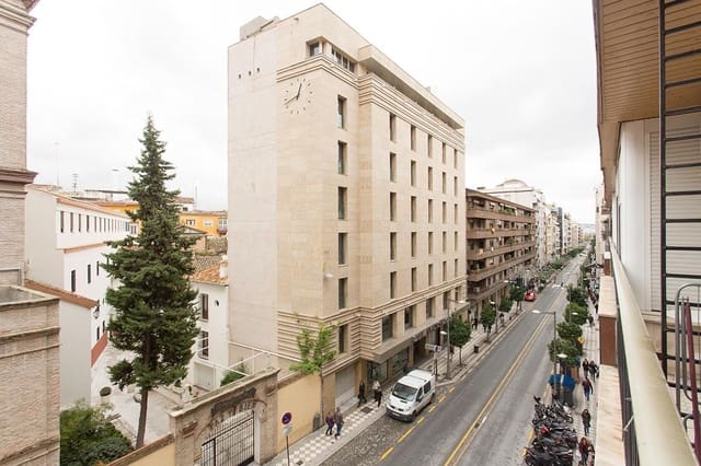 5 soverom Leilighet til salgs i Centro, Granada by - € 540 000 (Ref: 9321856)