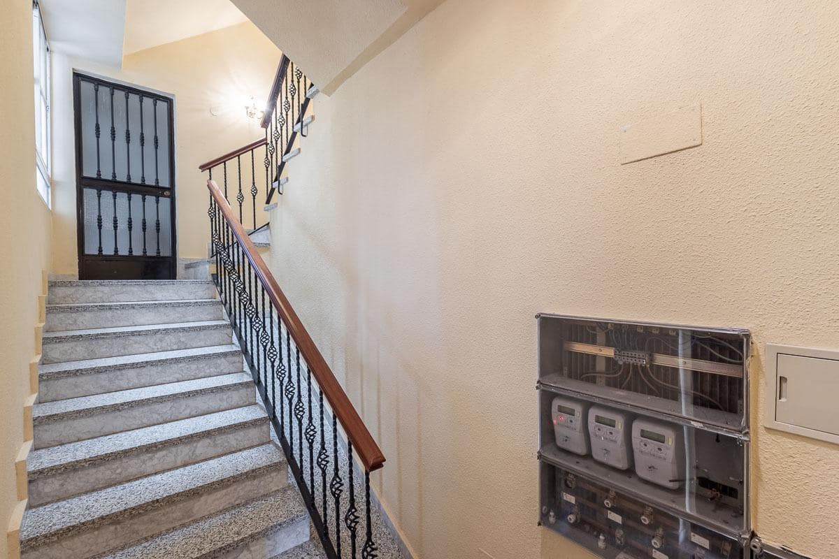 4 bedroom Flat for sale in Los Villares - € 105,000 (Ref: 9330597)