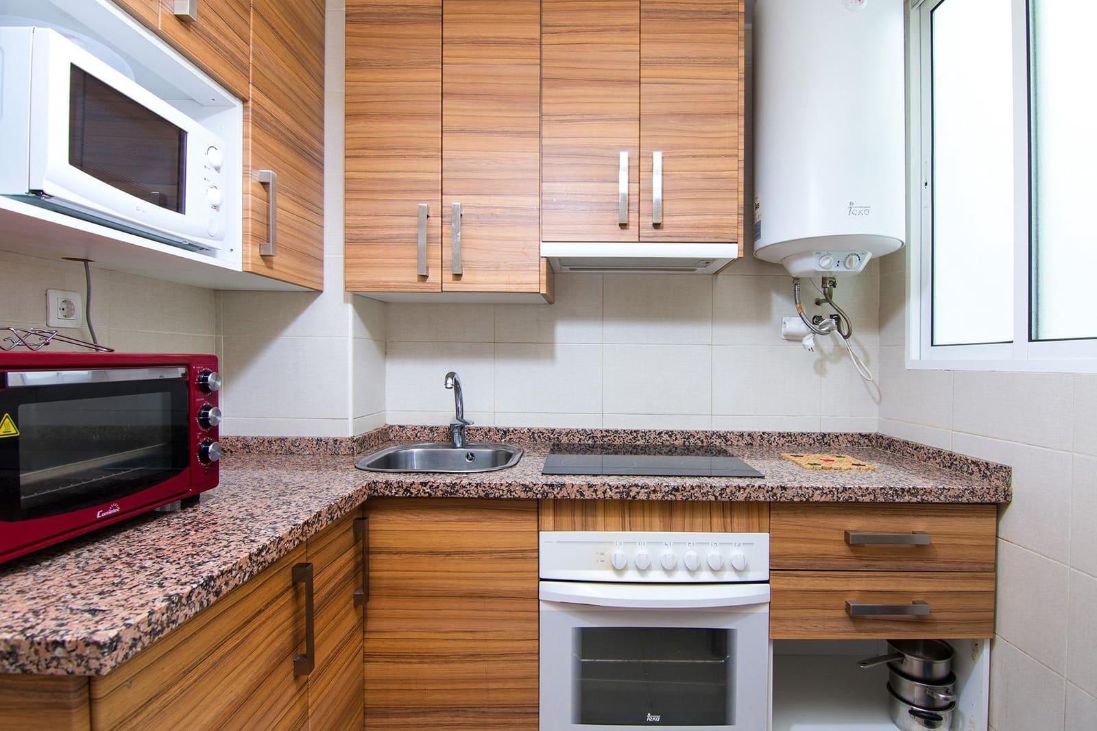 4 Zimmer Wohnung zu verkaufen in Granada Stadt - 269.000 € (Ref: 9334900)