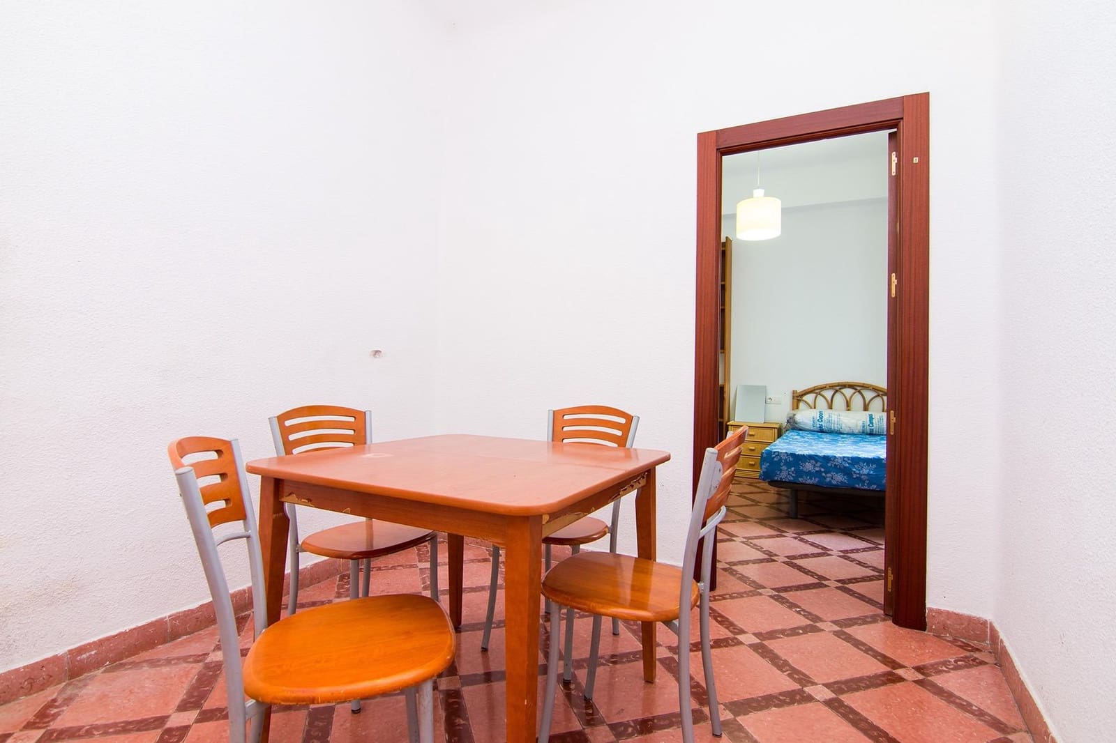 4 Zimmer Wohnung zu verkaufen in Granada Stadt - 269.000 € (Ref: 9334900)