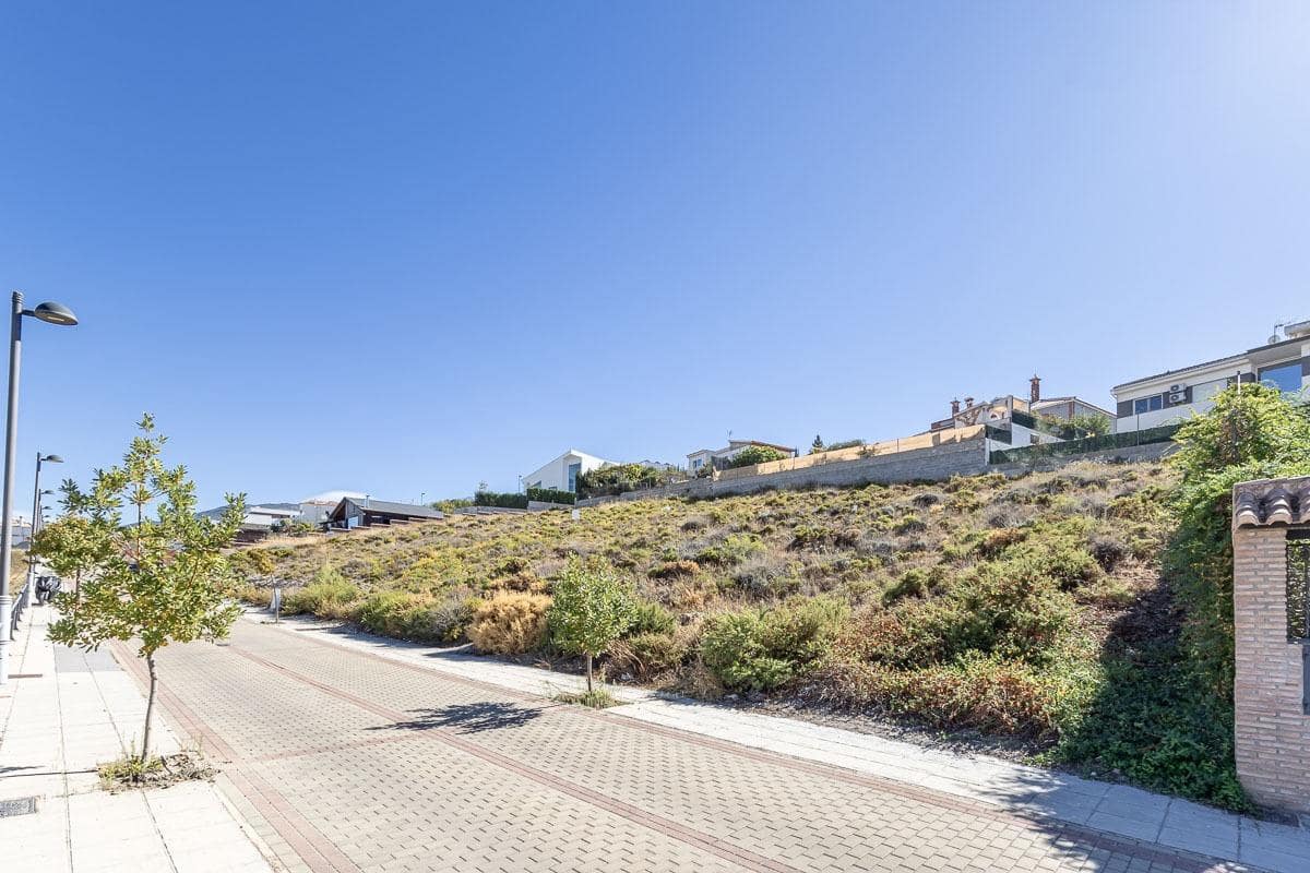 Tontti myytävänä paikassa La Zubia - 109 900 € (Ref: 9345014)