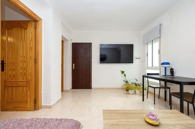 2 slaapkamer Flat te koop in Granada stad - € 190.000 (Ref: 9349504)