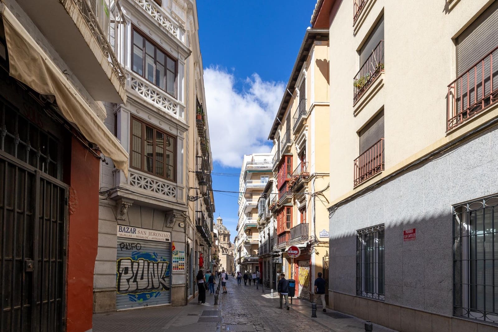 2 slaapkamer Flat te koop in Granada stad - € 190.000 (Ref: 9349504)