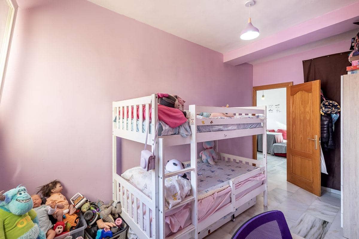 3 slaapkamer Penthouse te koop in Maracena - € 189.000 (Ref: 9359536)