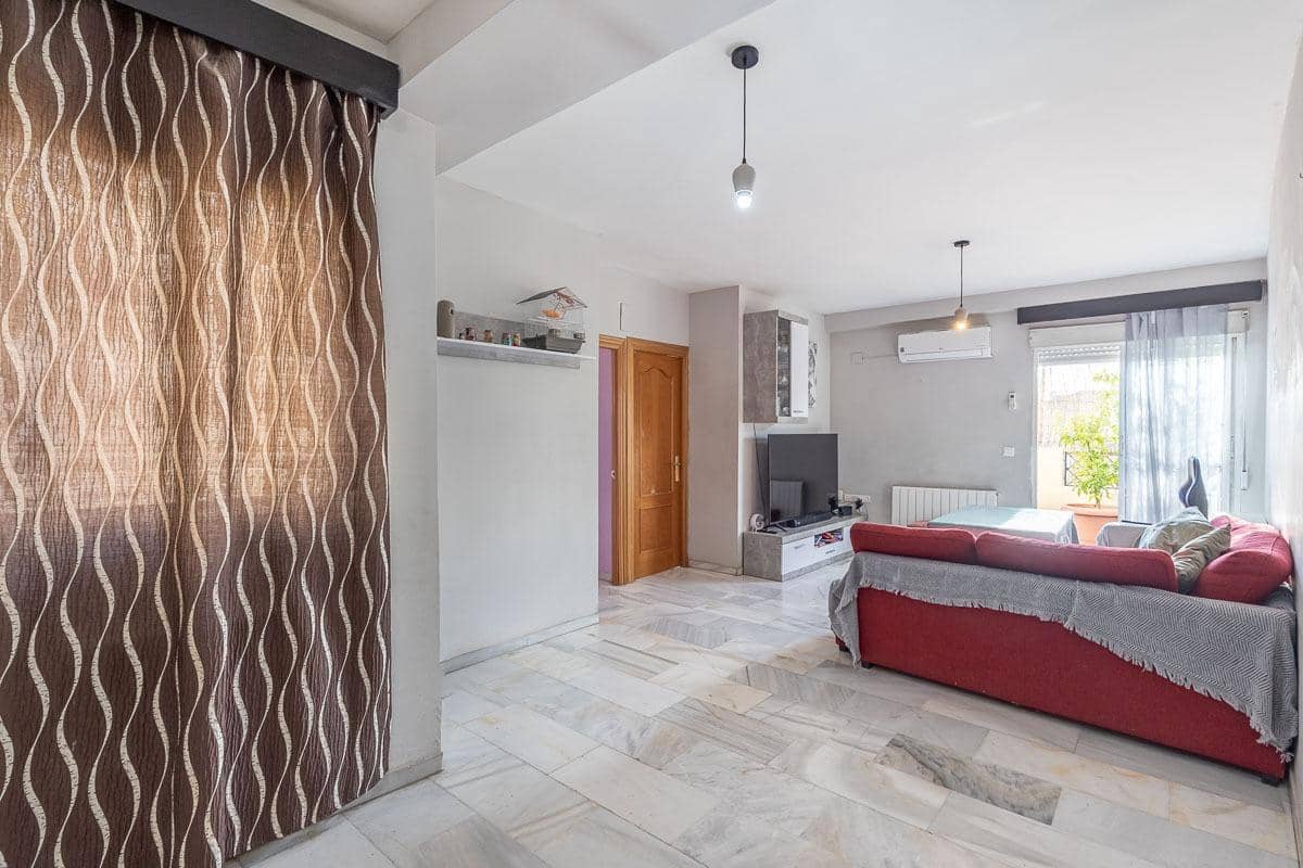 3 slaapkamer Penthouse te koop in Maracena - € 189.000 (Ref: 9359536)