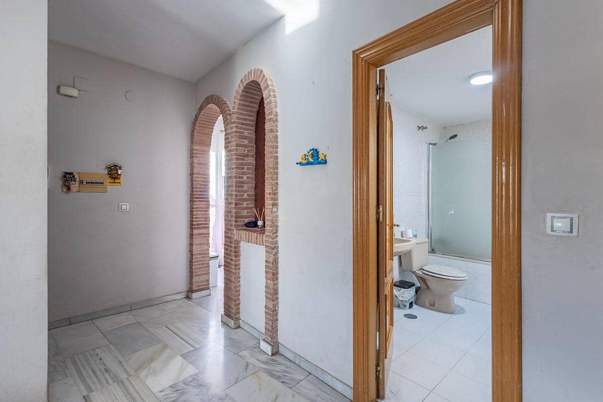 3 slaapkamer Penthouse te koop in Maracena - € 189.000 (Ref: 9359536)