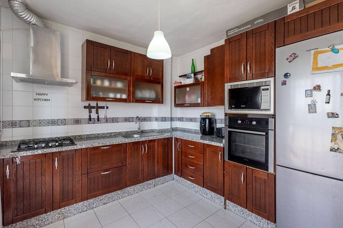 3 slaapkamer Penthouse te koop in Maracena - € 189.000 (Ref: 9359536)