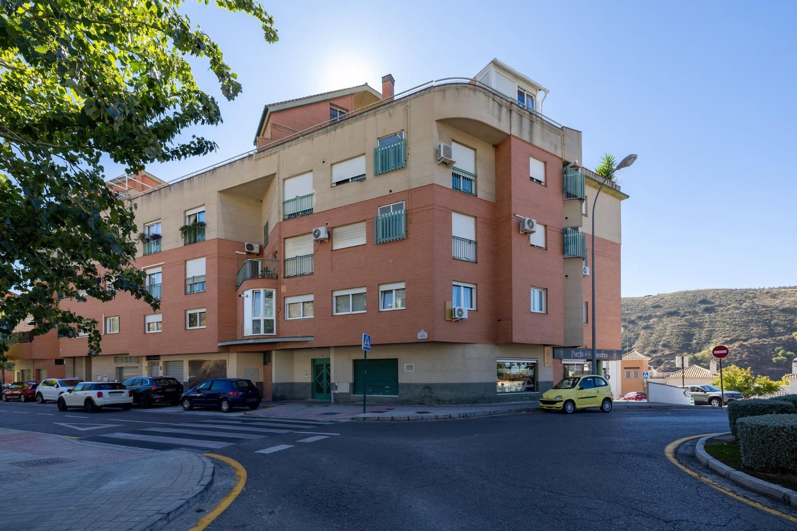 3 slaapkamer Flat te koop in Granada stad - € 290.000 (Ref: 9362592)