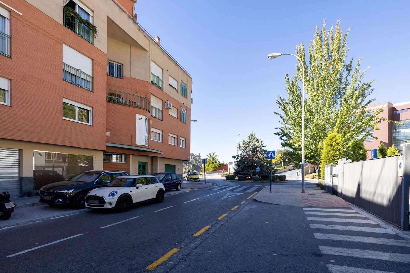 3 slaapkamer Flat te koop in Granada stad - € 290.000 (Ref: 9362592)