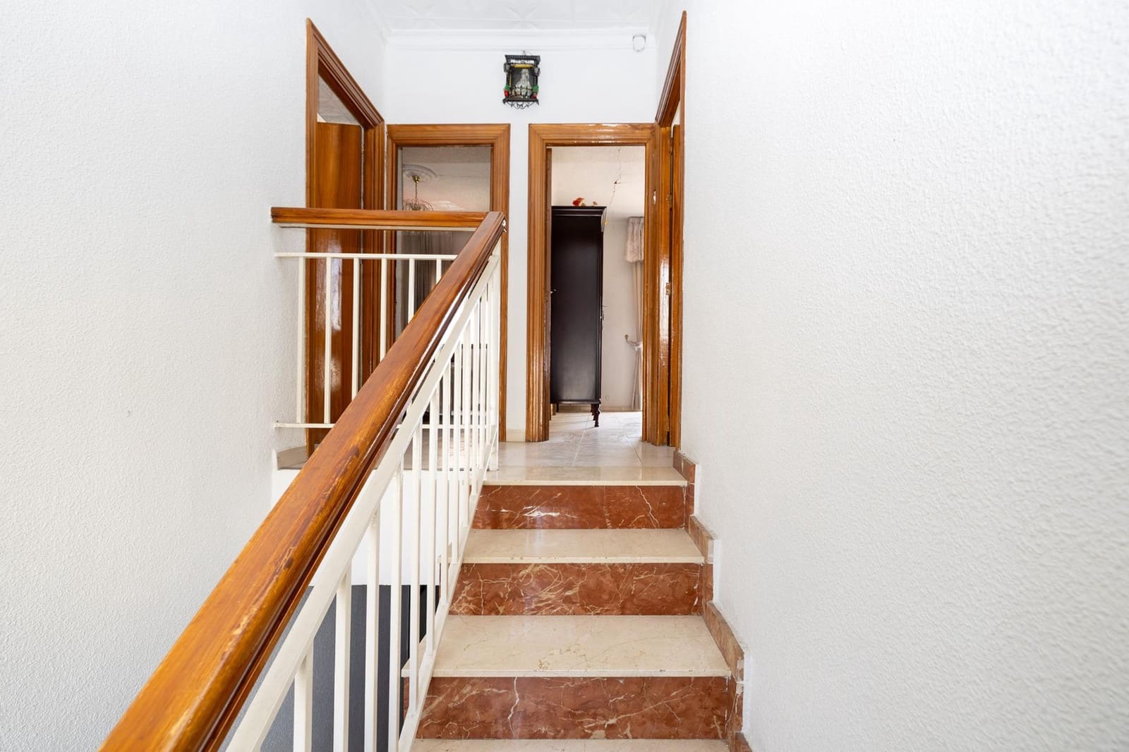 3 soveværelse Rækkehus til salg i Granada by - € 160.000 (Ref: 9373841)