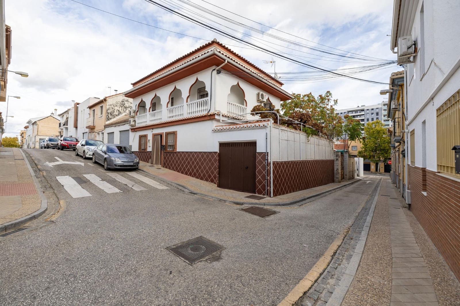 3 soveværelse Rækkehus til salg i Granada by - € 160.000 (Ref: 9373841)