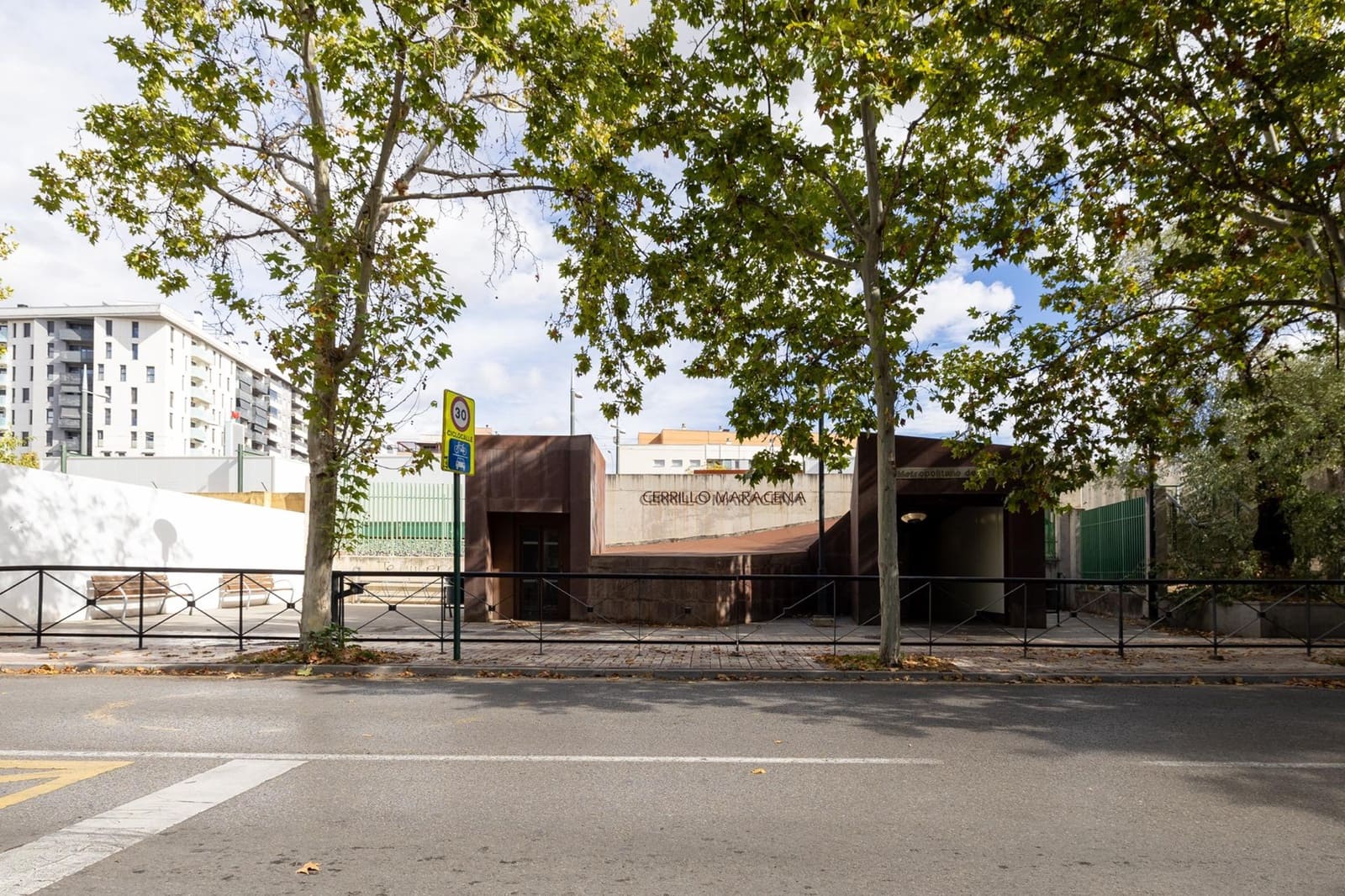 3 soveværelse Rækkehus til salg i Granada by - € 160.000 (Ref: 9373841)