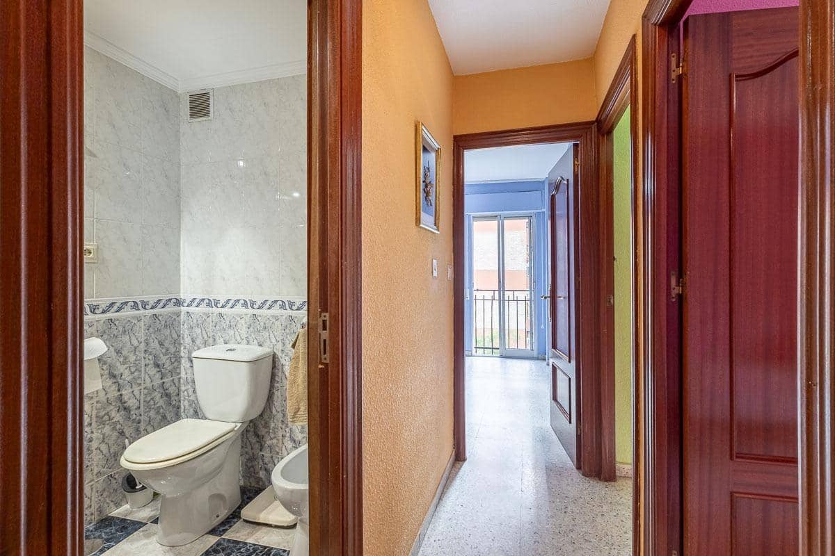 3 makuuhuone Asunto myytävänä paikassa Granada kaupunki - 189 000 € (Ref: 9373842)