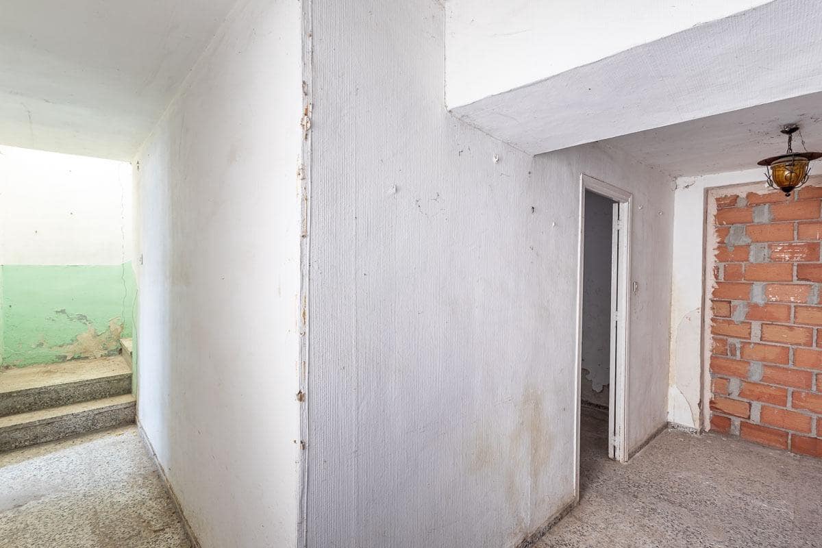 Townhouse for sale in Ogijares - € 99,900 (Ref: 9373843)