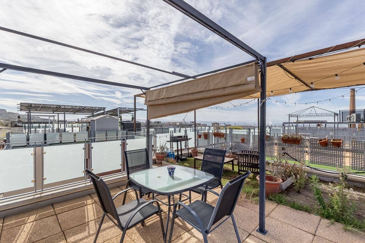 4 chambre Villa/Maison Mitoyenne à vendre à Jun avec piscine garage - 280 000 € (Ref: 9382805)