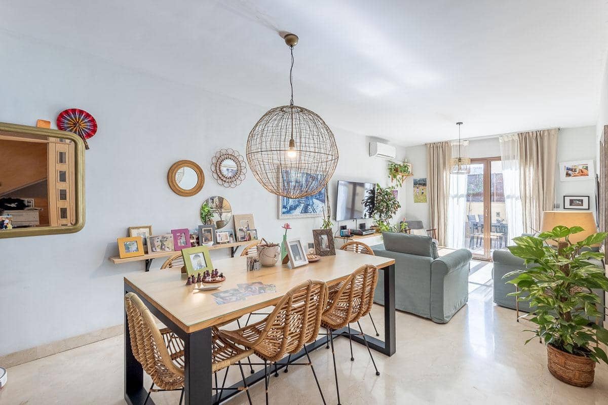 4 chambre Villa/Maison Mitoyenne à vendre à Jun avec piscine garage - 280 000 € (Ref: 9382805)